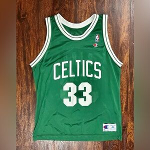 🏀 Vintage Larry Bird Jersey Champion Green Size 44 – Iconic & Perfect ✨